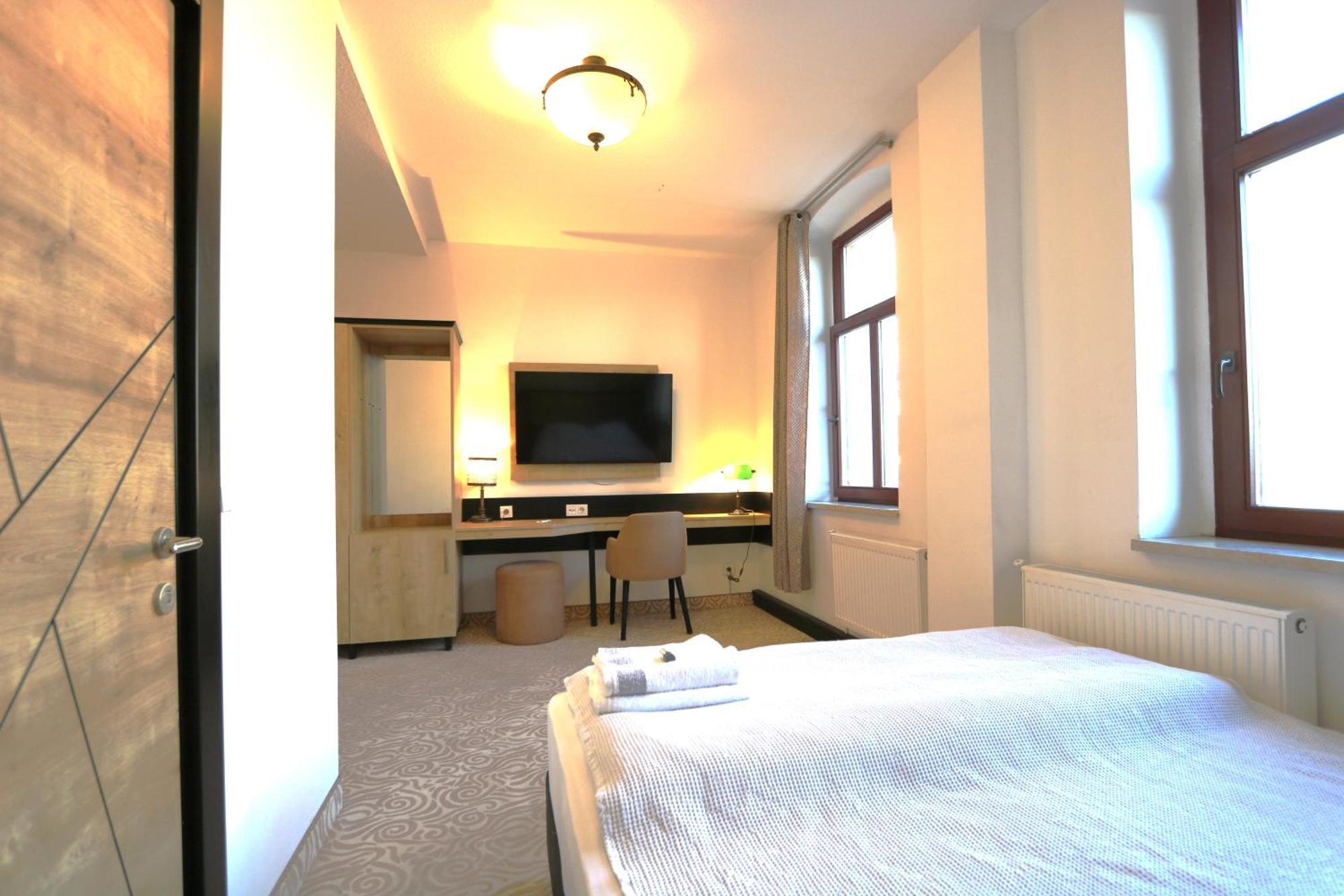 Am Fluss Saale Hotel Weissenfels Exterior photo